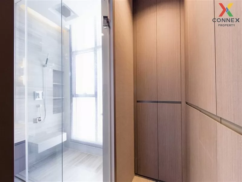 FOR RENT condo , The Diplomat Sathorn , high floor , BTS-Surasak 